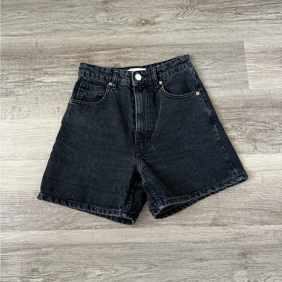 Zara black rigid denim high waisted mom shorts 2 - Picture 3 of 9